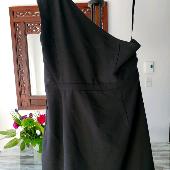 One shoulder little black dress - Picture 1 of 6